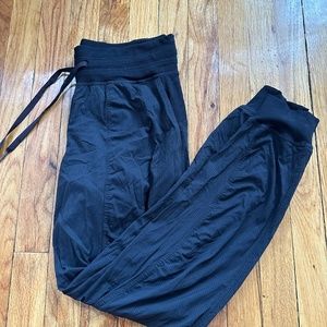 Lululemon dance studio joggers